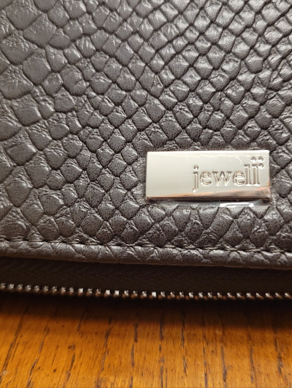 Thirty-One "All About the Benjamins" Wallet - City Charcoal Snake - NWT - Picture 6 of 13